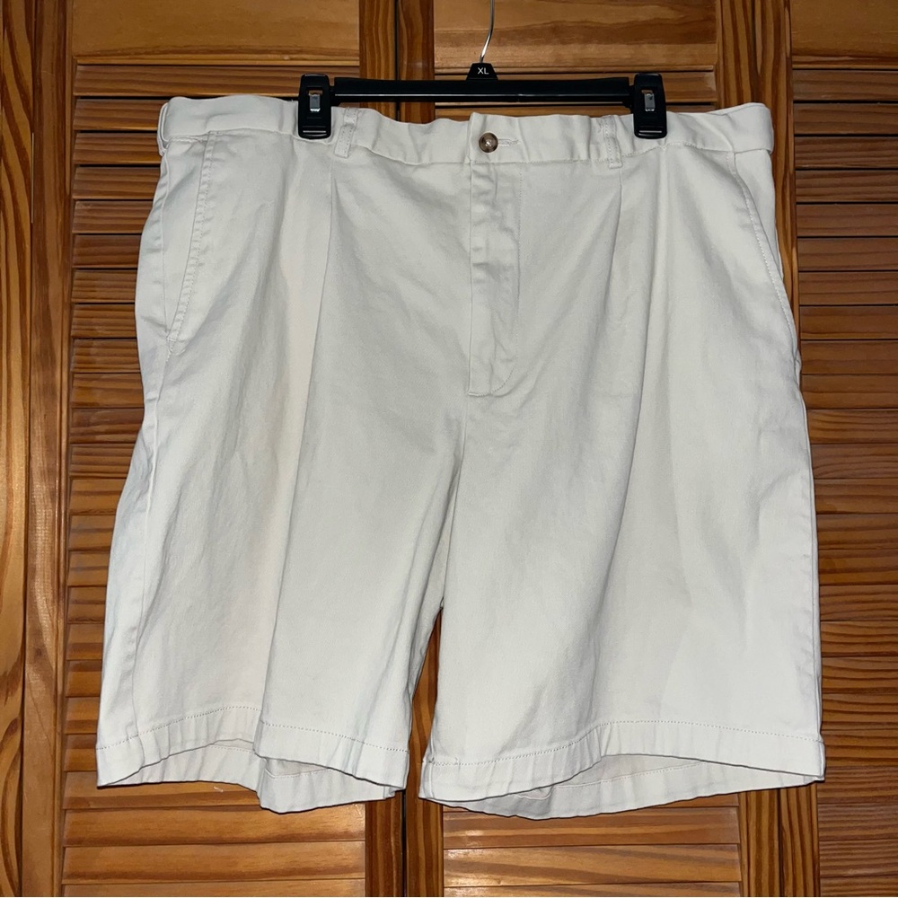 Architect Light Khaki Tan Shorts Size 44‎